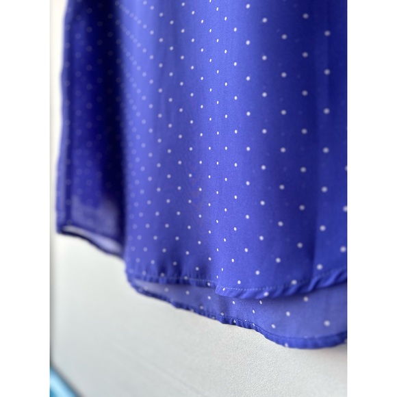 GAP | Periwinkle blue and white polka dot blouse - Picture 7 of 9
